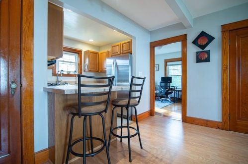 45 Grover St, Providence RI 02909-5209 exterior