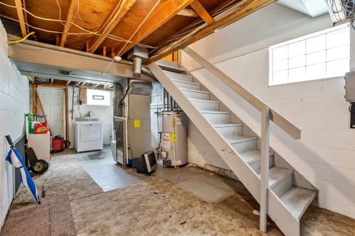 104 Mcalister Dr, Pittsburgh PA 15235-4055 exterior