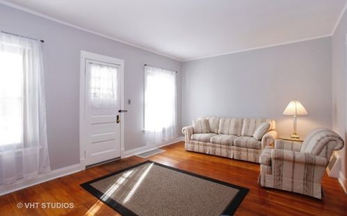 4306 Greenview Ave, Chicago IL  60613-1210 exterior