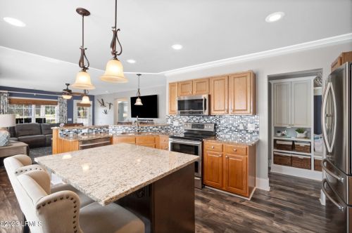 35 Pinecrest Way, Bluffton SC 29910-7815 exterior