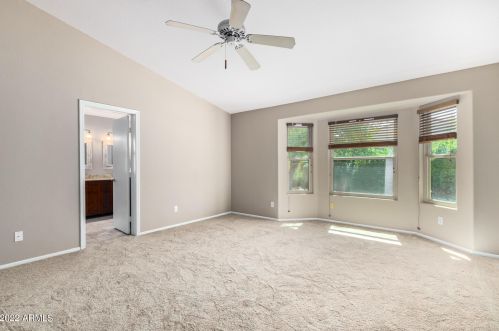 21602 33rd Ln, Phoenix AZ 85051-5942 exterior