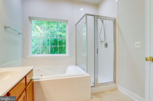 7541 Great Swan Ct, Alexandria VA 22306-2275 exterior