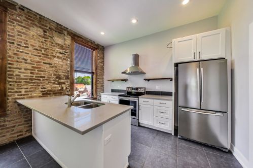 1133 Western Ave, Chicago, IL 60622-2931