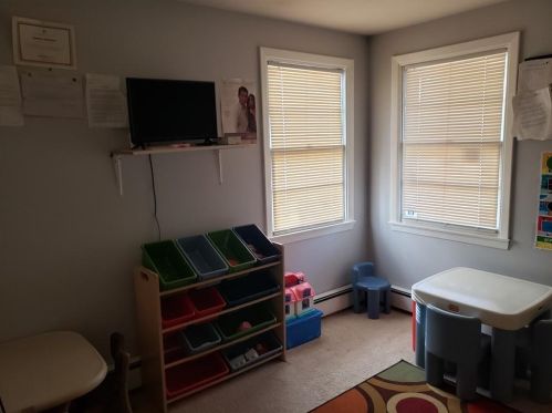 36 Commodore St, Providence RI 02904-2529 exterior