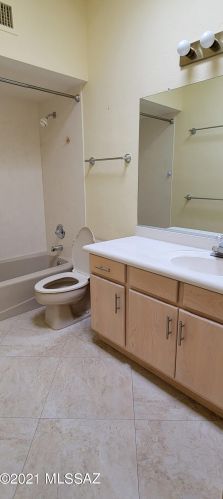 4504 Camino Campero, Tucson AZ  85750-6300 exterior