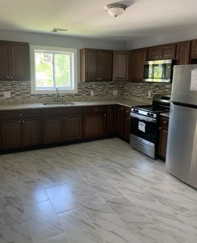 247 Pilgrim Ave, Worcester MA 01604-4749 exterior