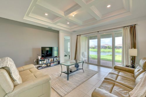 9516 Royal Poinciana Dr, Fort Pierce FL  34987-2506 exterior