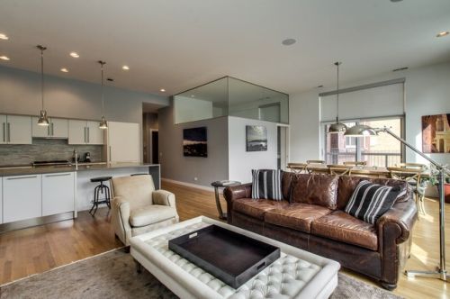 2028 Division St, Chicago, IL 60622-3305