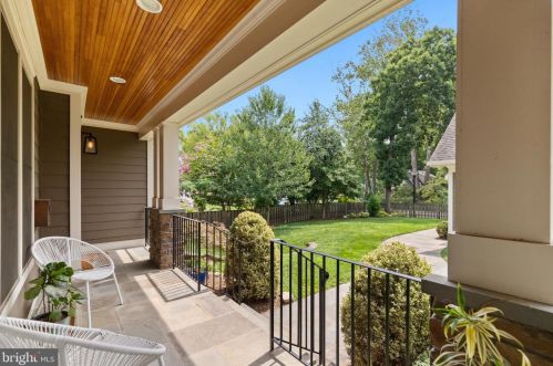 4815 15 St, Arlington VA 22205-2620 exterior