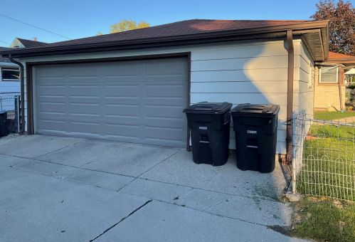 4677 50, Milwaukee WI 53208-3634 exterior