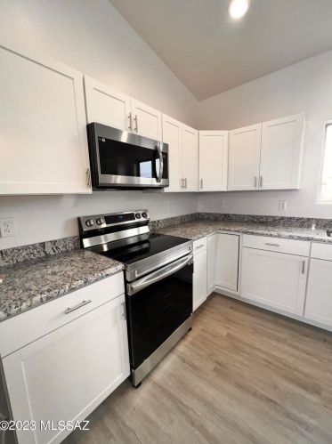 36696 Calle Diamante, Tucson AZ  85739-1323 exterior