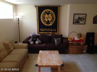 902 Havencrest St, Rockville MD  20850-6089 exterior