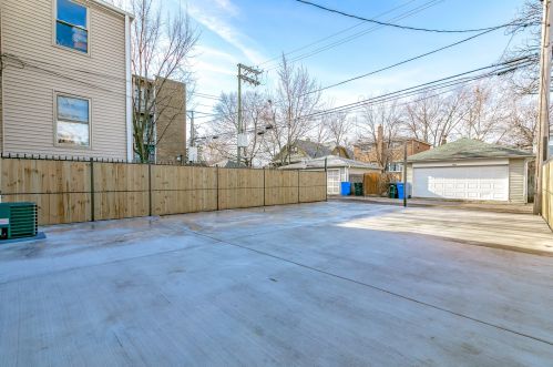 5410 Kimball Ave, Chicago IL  60625-4620 exterior