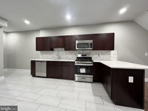 1611 61st St, Philadelphia PA  19151-3930 exterior