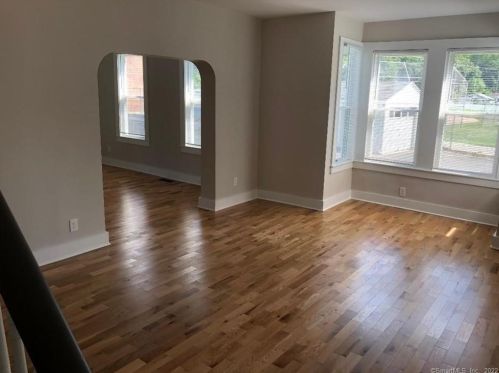 27 Derby Ave, Seymour CT 06483-3129 exterior