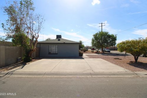 3037 25th Dr, Phoenix, AZ 85017-5117