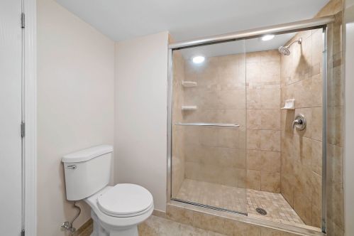 6538 Foster Ave, Chicago IL  60656-2245 exterior