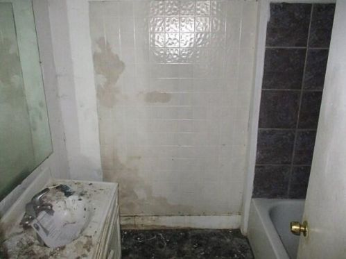 2830 Palmer St, Milwaukee WI 53212-2435 exterior