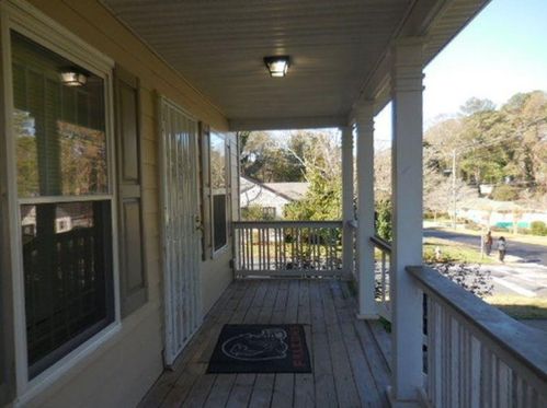 1402 Avon Ave, Atlanta, GA 30310-3964