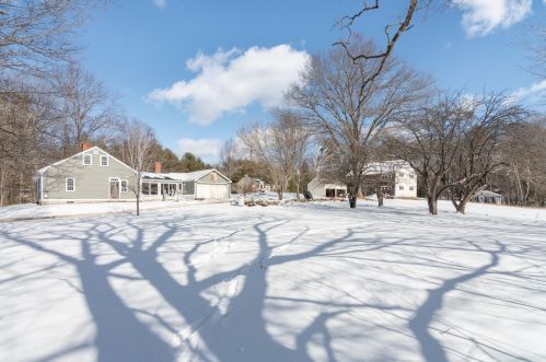 161 Bear Hl Rd, Concord NH 03307-1412 exterior