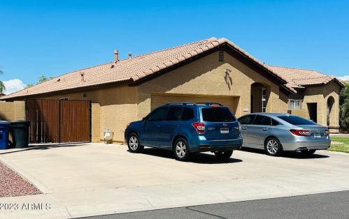 1820 Oakland St, Chandler AZ 85226-2925 exterior