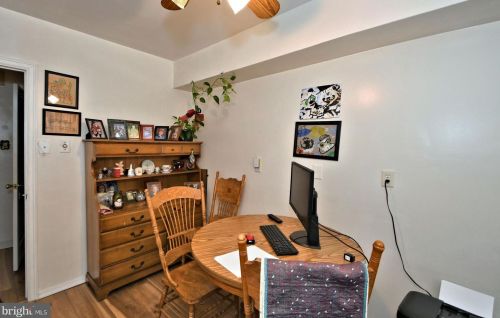 7221 Erdrick St, Philadelphia PA 19135-1014 exterior