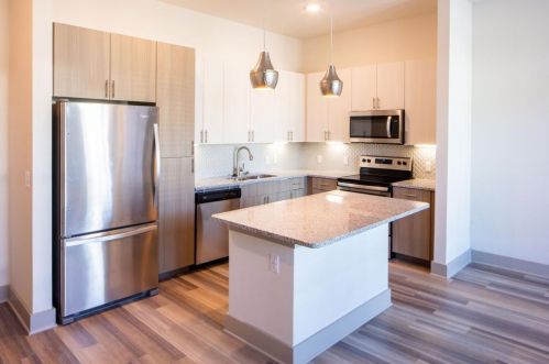 6000 Gaston Ave, Dallas TX  75214-4418 exterior