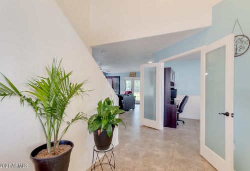 580 Jackson St, Chandler, AZ 85225-6433