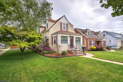 341 Maple Ave, Bound Brk, NJ 08805-1238