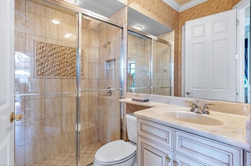 7511 Hogan Ct, Naples FL 34113-3055 exterior