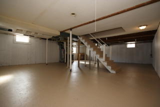 8926 Marcella Ave, Saint Louis MO  63121-4013 exterior