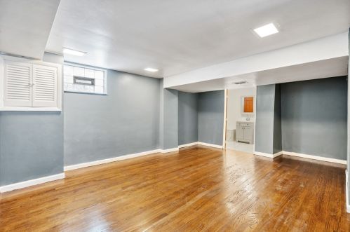 308 Frazier Dr, Pittsburgh PA 15235-5257 exterior