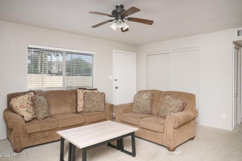 11009 Bannock St, Phoenix AZ 85044-1535 exterior