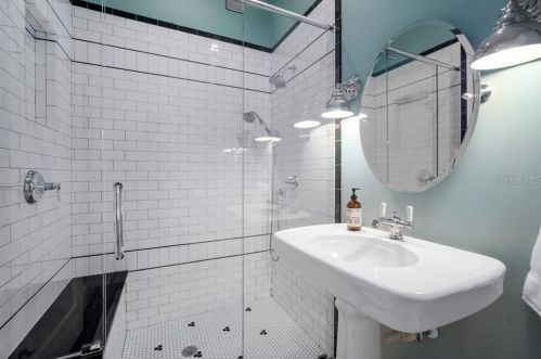 3819 Leona St, Tampa FL 33629-7823 exterior