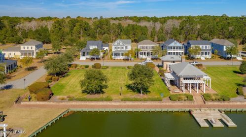 5 Great Heron Way, Bluffton SC 29909-7045 exterior