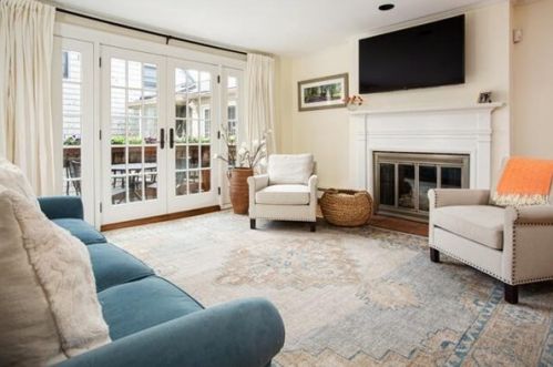 37-38 Monument Sq, Boston, MA 02129-3430