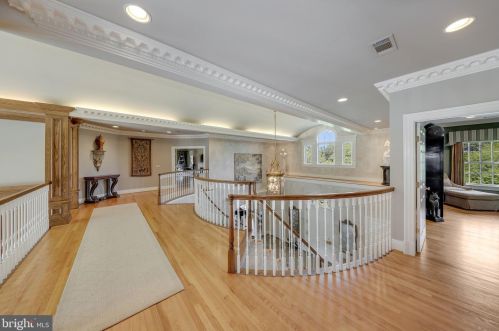 11720 Centurion Way, Rockville MD 20854-6420 exterior