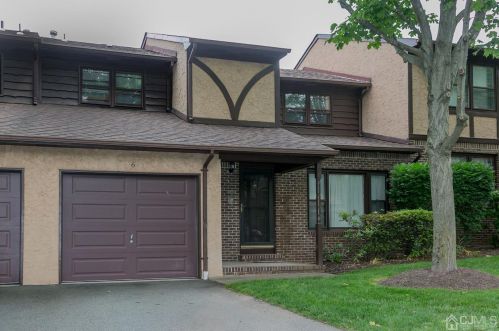 6 Almond Ln, Edison NJ  08820-1405 exterior