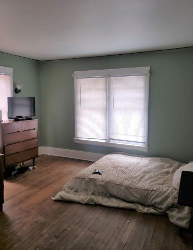 855 Bates St, Grand Rapids MI 49506-2626 exterior