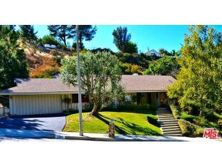 4301 Nogales Dr, Los Angeles, CA 91356-5117