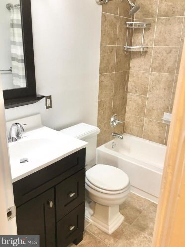 6308 Ditman St, Philadelphia PA 19135-3202 exterior