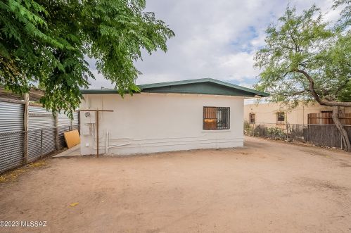 326 32nd St, Tucson AZ  85713-3532 exterior