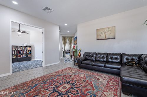 8603 16 Dr, Phoenix AZ 85041 exterior