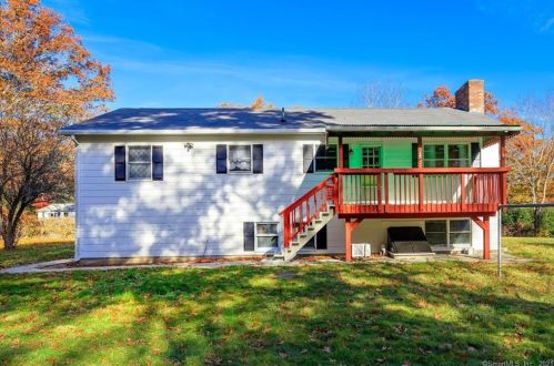 41 Waterman St, Killingly CT 06239-4241 exterior