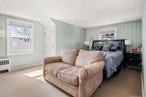 68 Irving St, Manchester CT 06042-3029 exterior