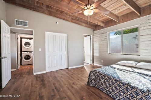 2421 Eastland St, Tucson AZ 85716-5723 exterior