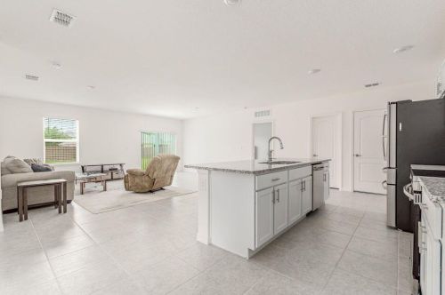 6186 Gatun Dr, Fort Pierce FL  34986-4402 exterior