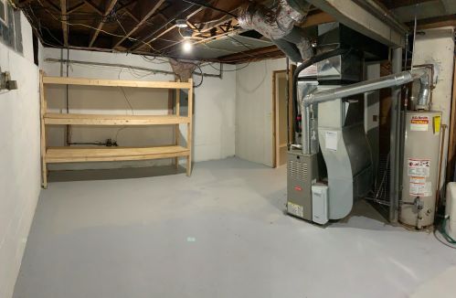 5864 Abbey St, Kalamazoo MI 49048-3527 exterior