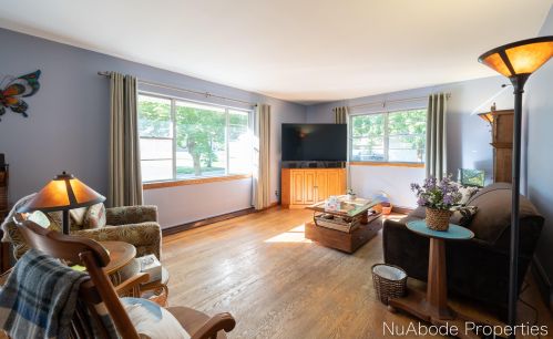 912 Westend Ave, Grand Rapids MI 49504-3847 exterior