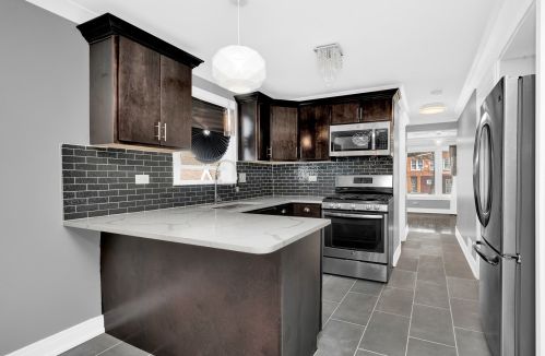 5348 Damen Ave, Chicago IL  60625-1123 exterior